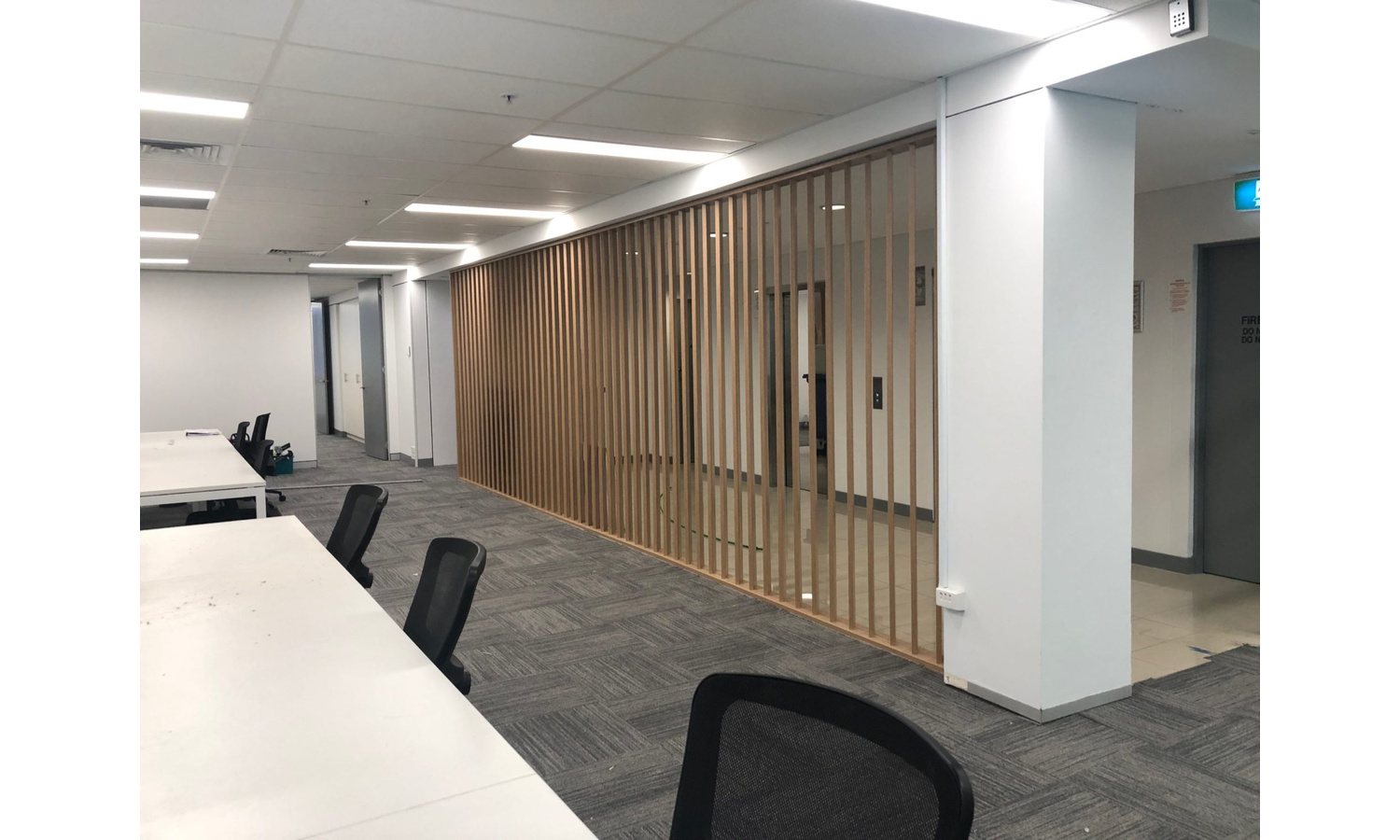 Angle Slat Wall - Image 5